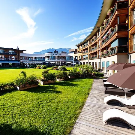 Residences *